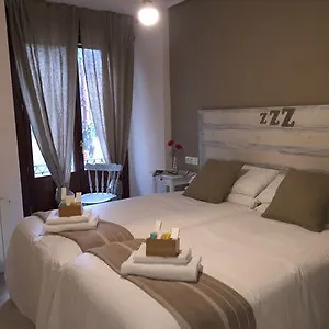 2* Bed and breakfast 7 Kale