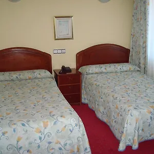 2* Hotel Estadio